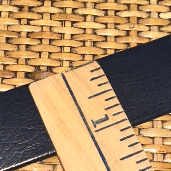 Vintage Mimi Di N SIGNED Women’s Star Fish Buckle Navy Blue Leather Belt Disco - Picture 6 of 6